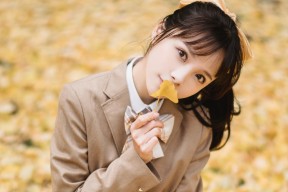 爱游戏体育官方在线-_场外花絮：明星嘉宾到场助威，现场气氛热烈_，明星场外应援是什意思