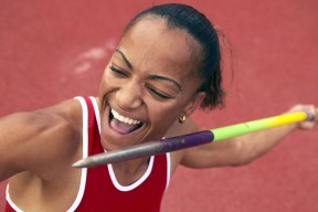 爱游戏平台-美洲杯逆境崛起：铁血战士的精彩瞬间！，美洲杯揭幕战